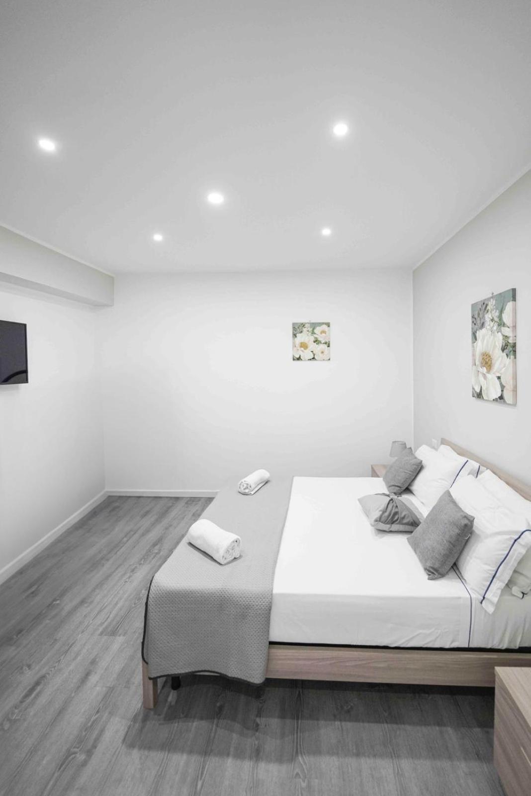 Capodichino Apartment 127 - 20 เนเปิลส์ ภายนอก รูปภาพ